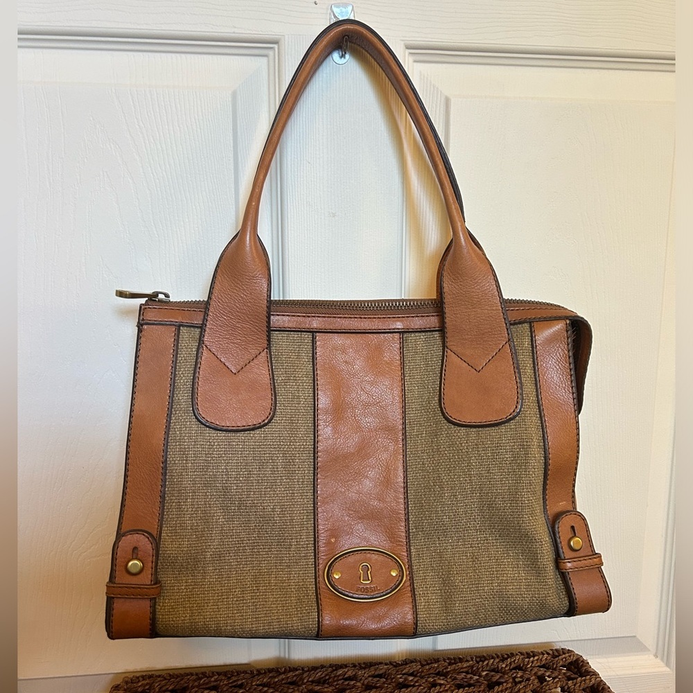 Fossil Vintage Purse, Missing Key - image 1